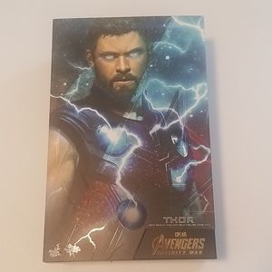 Thor 1/6 scale collectible figure MMS 474